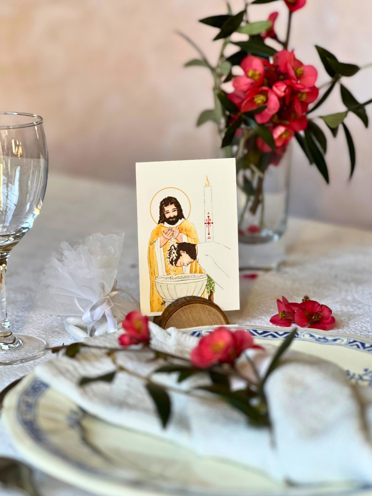 image baptême catholique femme brune aquarelle